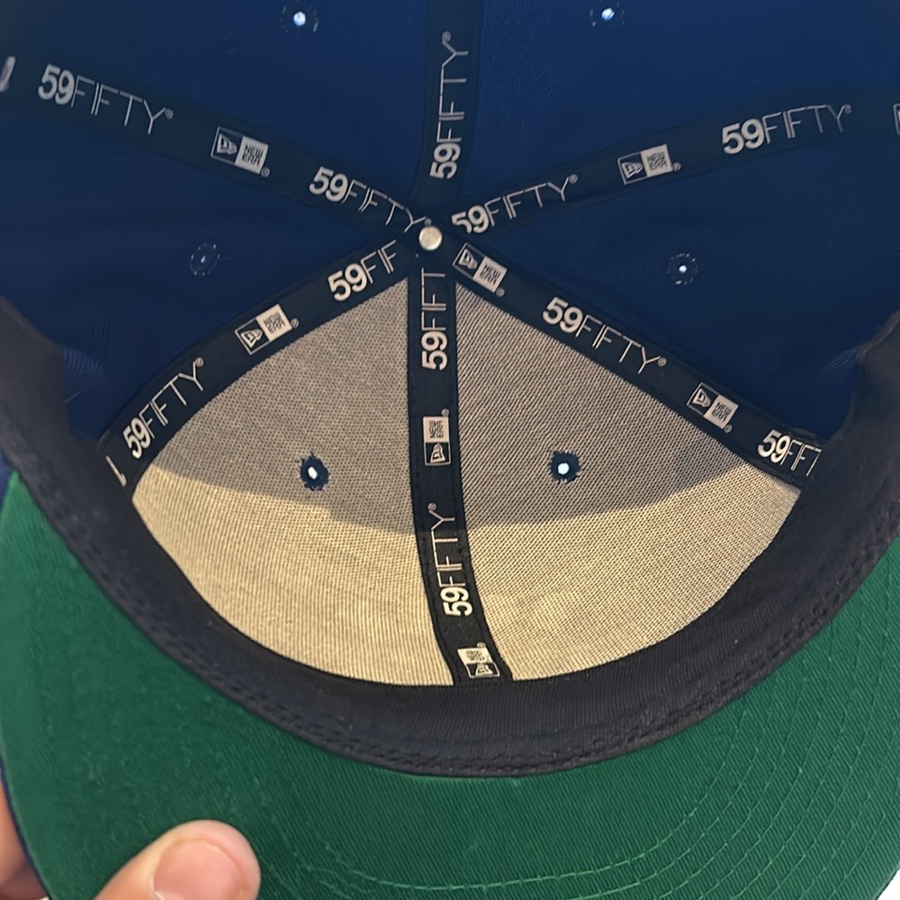 BORN X RAISED LA blue New Era hat size 8 - Picture 6 of 7